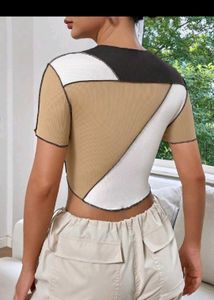 Color Block Crop Top