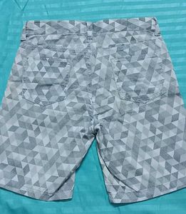 Boys Geometric Print Shorts