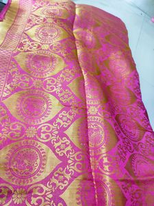 Stunning Banarasi Silk Saree: A Timeless Treasure