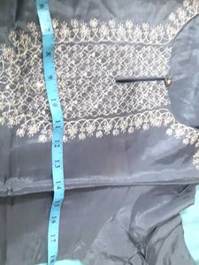 Elegant Embroidered Kurta