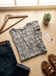 Stylish Patterned Top