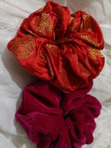 Pair Of 2 Scrunchies
