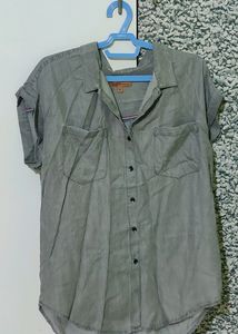 Semi Sleeveless Shirt Model (Women)