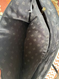Baggit Black textured Shoulder bag