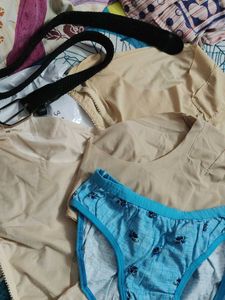 Set Of 3 Seamless + 1 Cotton Panty + 🆓 BELT