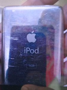 Apple Ipod 4 GB