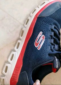 Skechers glide step slip ons