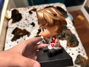 BTS Kim Taehyung/ V Tiny Tan Figurine