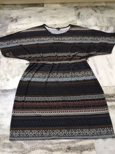 Patterned Knit short Dress