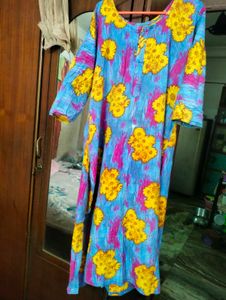 Multicolour Kurti With Leggins Blue Colour.