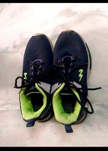 My Product Is Shoes Of Campus Company.