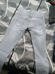 High Waisted Jeans