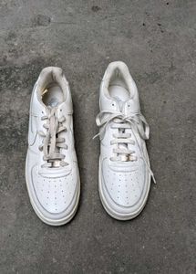 Nike Air Force 1 Sneakers