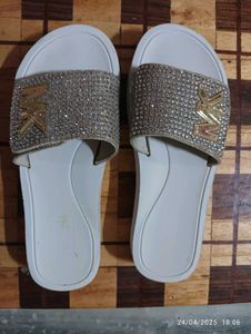 Michael Kors Authenti Slides