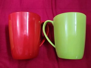 Set of 6 Colorful Plastic Mugs – Durable &amp; Lightwe
