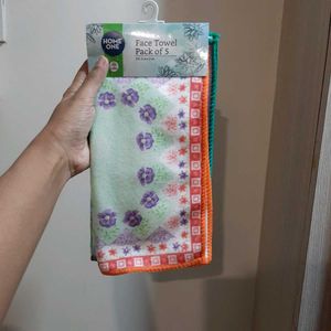 Brand New PACK OF 5 Face Towels