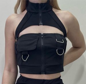 Multipocket Halter Neck top