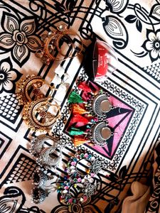 7 Earrings & Matte Lipstick