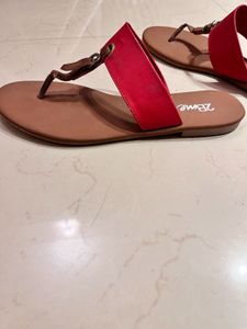 2Bme Trendy Red Flat Sandal