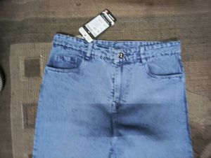 C@20 Size-30 Straight Jeans