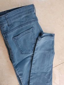 Women&#39;s Denim