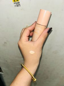 Fair Skin Tone Halo Glow Liquid Filter Foundation