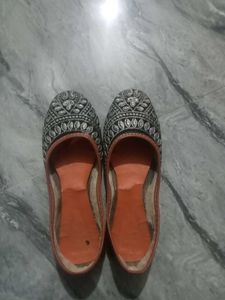 Nude Bellies For Office Wear