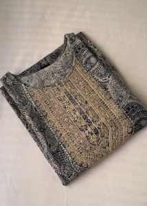 Elegant Paisley Print Kurta