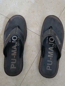 Women Slippers Brown