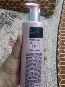 Pond&#39;s Bright Beauty Lotion