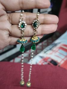 Emerald Jhumka Earrings