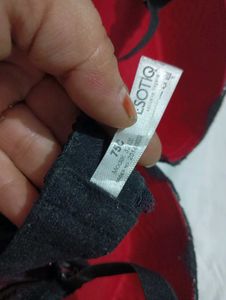 Red &amp; Black Lace Bra🔥