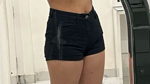 H&amp;M Black Denim Shorts – ₹499 Size 28-30