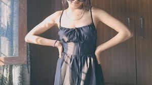 black backless dress