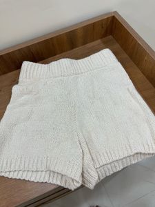 Cream Knit Shorts