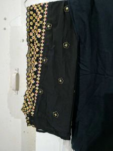Beautiful Black Embroidered Kurta Set