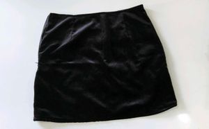 Zara Embroidered Mini Skirt