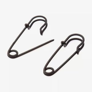 Earring Black