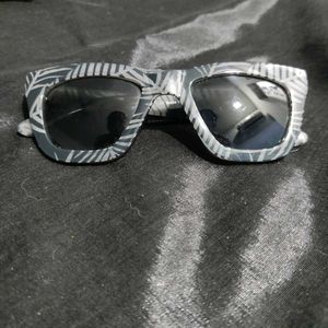 Funky Unisex Sunglasses Grey And Black