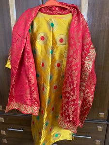 Kurta Set With Dupatta