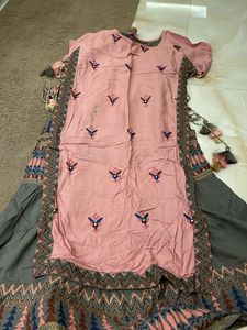 Embroidered Pink & Grey Kurti Set