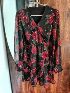 Mini Dress With Rose Print In Size M