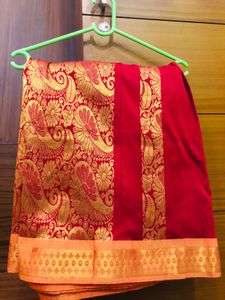 Red Colour Saree.un Stitched Blouse