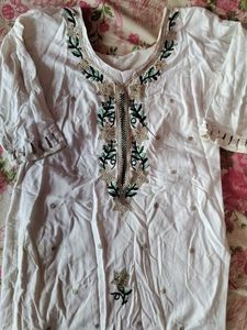 Cotton Kurta &amp; Chiffon Dupatta - White XL