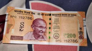 200 (786 Number) Lucky Indian Rupee Note