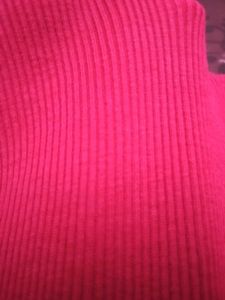Red square neck crop top