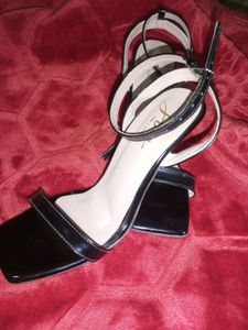 JM Look Heels