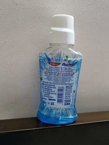 Colgate MaxFresh Antibacterial Mouthwash 250ml