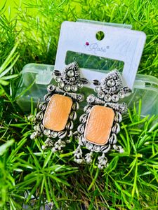 modern aesthetic earrings for u ..🌸