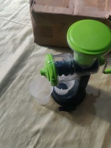 Manual Juicer